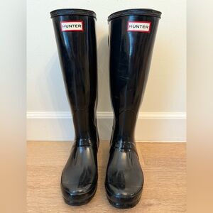 Hunter Boots - Tall Black Adjustable Gloss - Size 7